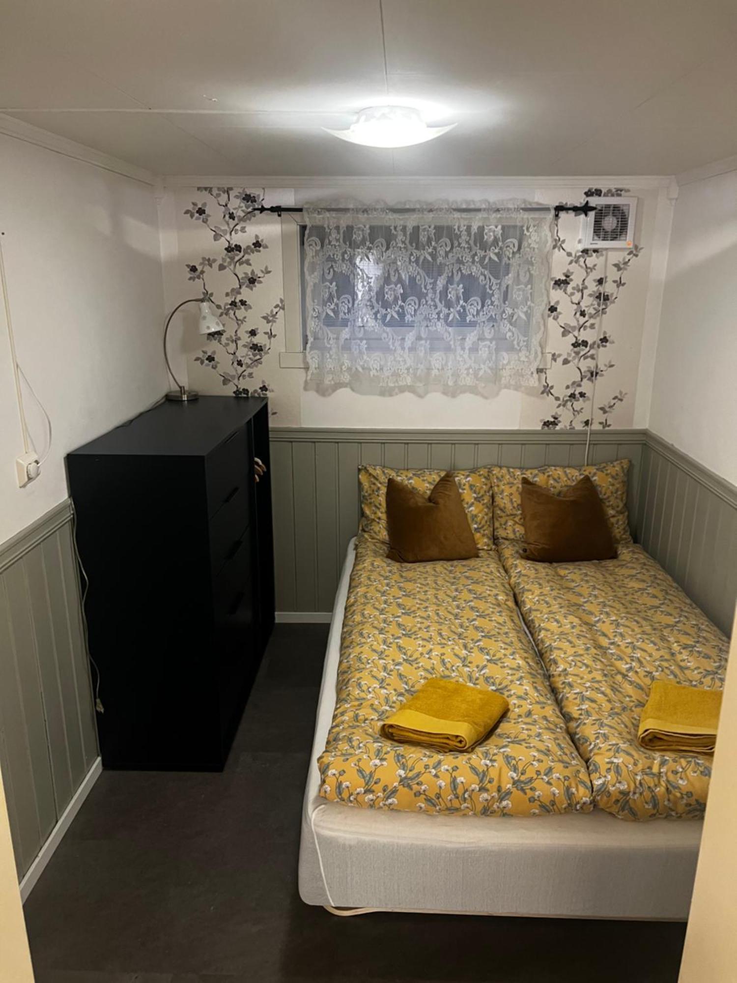 Hoda Apartment - Cozy Central Apartment With Free Parking 莱克内斯 外观 照片